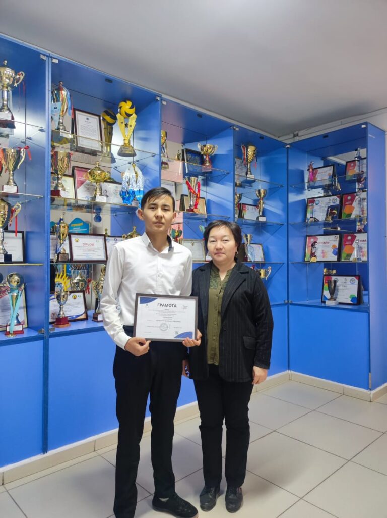 Номинация «За лучшее представление работы»  - Айтуар Дулат (Оразкулова Гульжамал Маратовна, "Жанатасский многоотраслевой колледж" УО Жамбылской области)